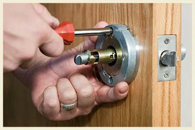 Lincolnwood IL Locksmith Store Lincolnwood, IL 847-388-9112 - 10-residential-lockouts